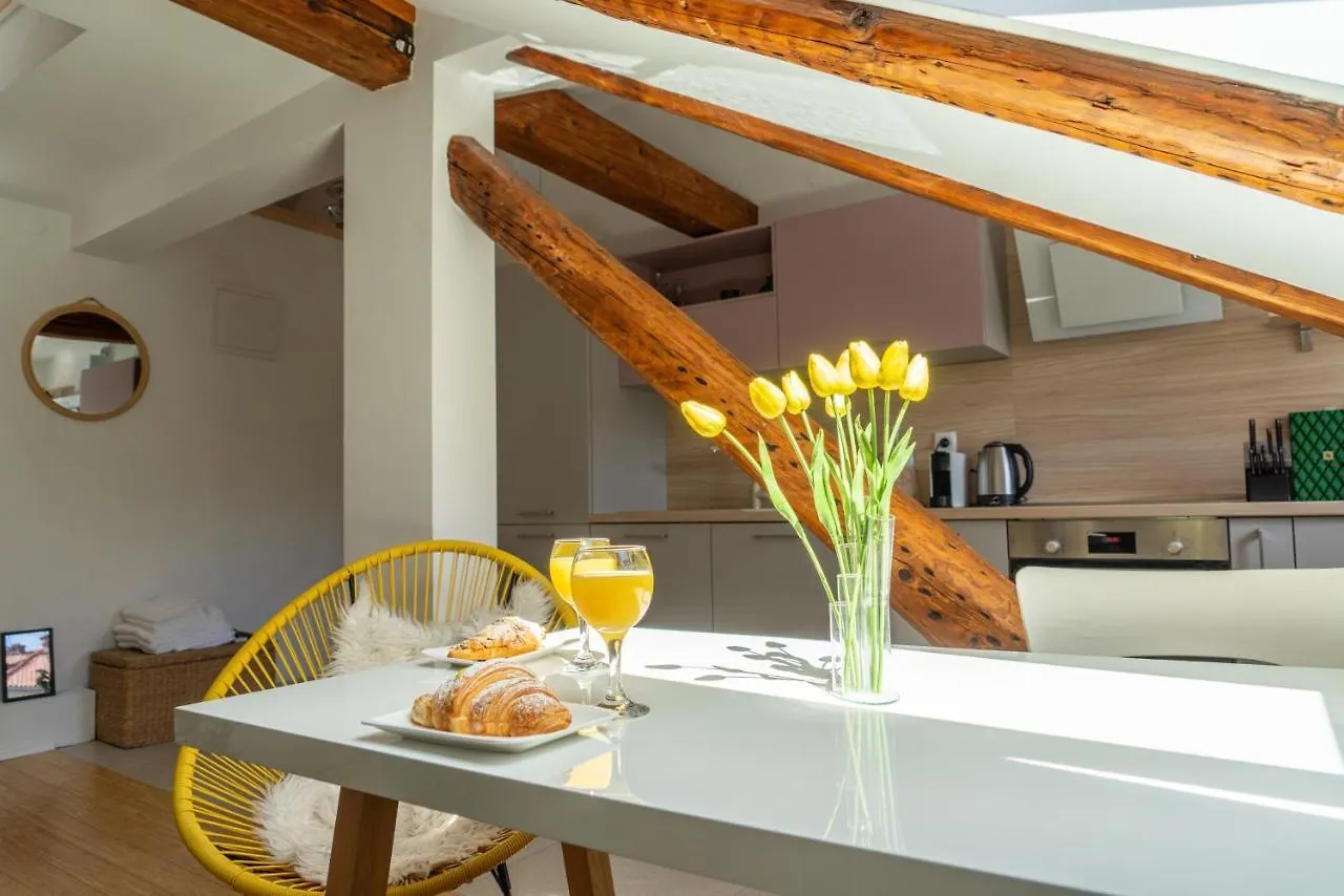 Cool Attic Apartment Marina Split Croatia