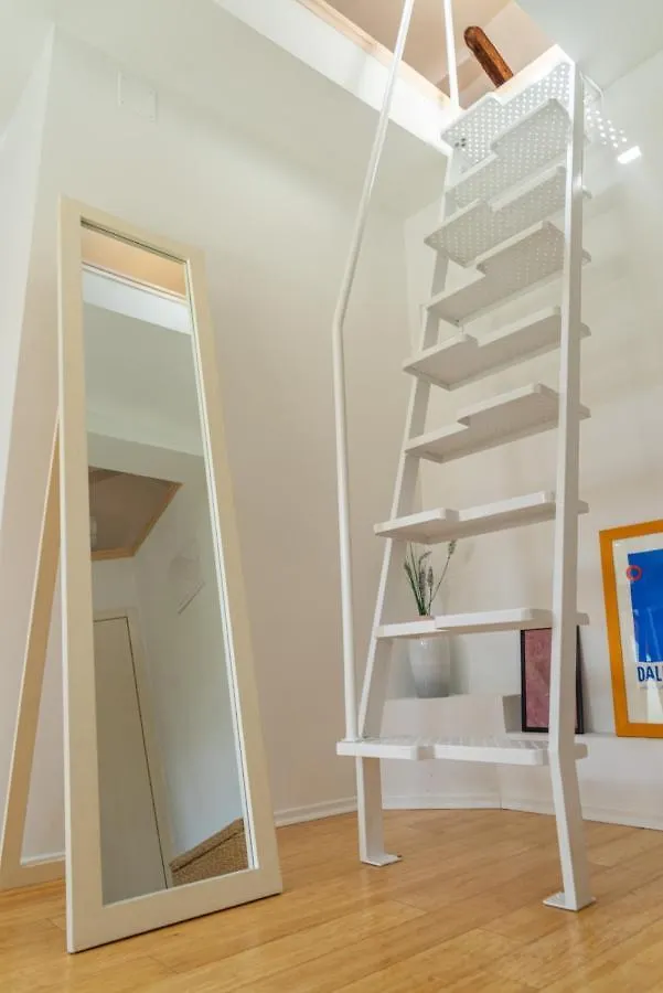 Cool Attic Apartment Marina Split