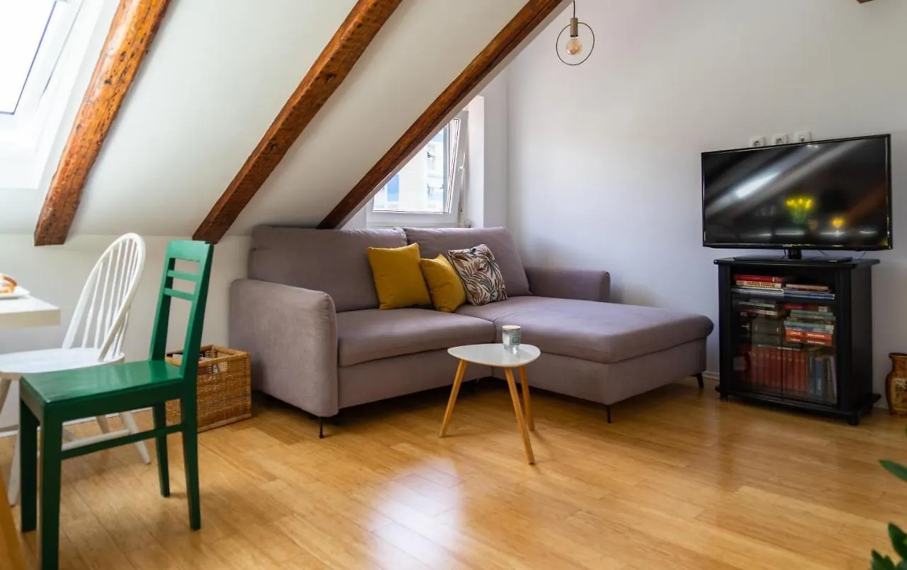 Cool Attic Apartment Marina Split